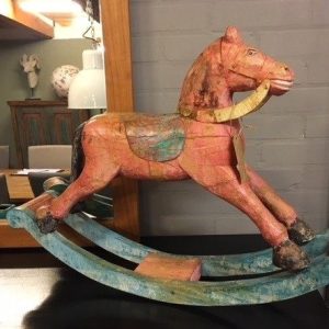 Uniek, handgemaakt hobbelpaard