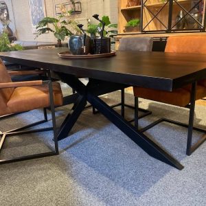 Eetkamertafel 180cm Night